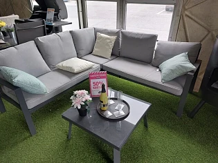 -50% op de laatste tuinmeubels bij Gamma. Ass...