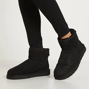 1 dagssolden. Ugg's 50 % 69,5 euro i.p.v. 140...