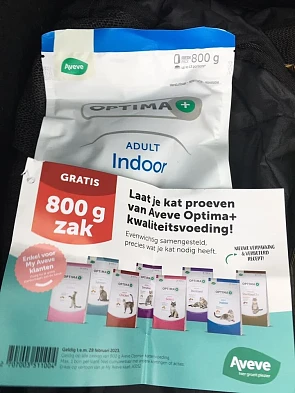 Bij aveve in wemmel, gratis zakje katten eten...