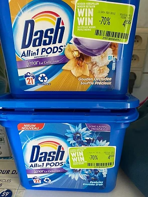 Delhaize oostmalle staat een ganse berg dash...