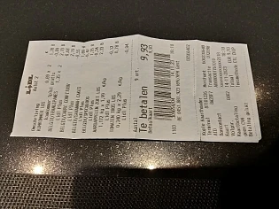 Bij lidl 1 + 1 gratis op komkommers dus maar...