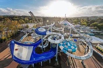 🌊 Aqualibi heeft 4 spectaculaire nieuwe glij...