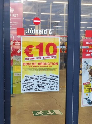 Hubo Awans (près d'Ikea).