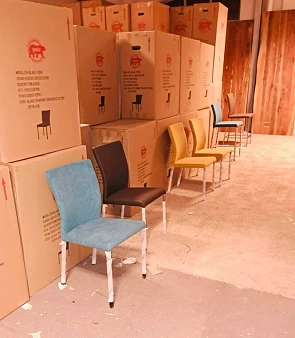 Stockverkoop van stoelen aan 49€!