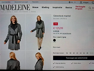 Madeleine glencheck mantel -70%