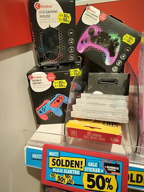 Gaming joy con controllers, muis en controller aan 50%