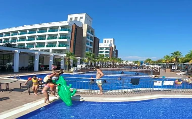 8 dagen ultra all inclusive in 5-sterren hotel tijdens de zomervakantie voor slechts €1.414 voor 2 pers via Corendon