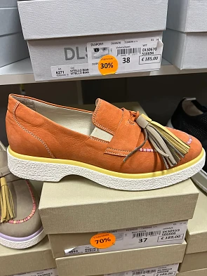 Sneakers en mocassins aan -70% en -50%